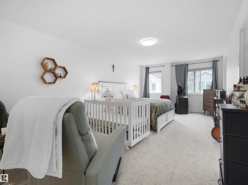 #9 7110 Keswick Common Sw, Edmonton, AB - Indoor Photo Showing Bedroom