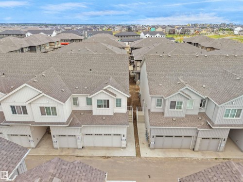 #9 7110 Keswick Common Sw, Edmonton, AB - Outdoor