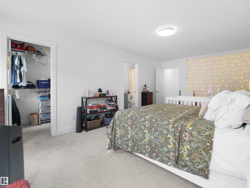 #9 7110 Keswick Common Sw, Edmonton, AB - Indoor Photo Showing Bedroom