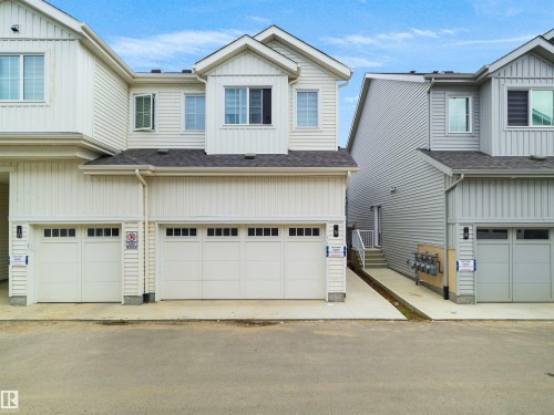 #9 7110 Keswick Common Sw, Edmonton, AB - Outdoor