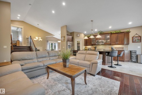 6504 37 Avenue, Beaumont, AB - Indoor Photo Showing Living Room