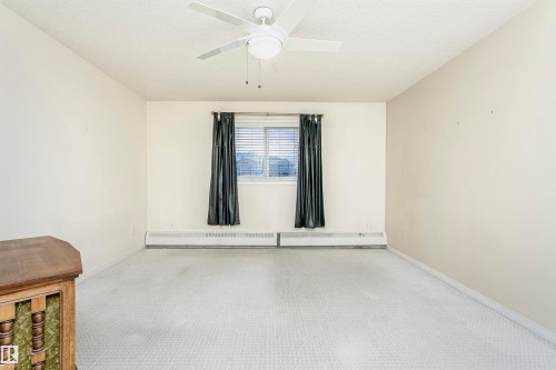 #302 5005 31 Av Nw, Edmonton, AB - Indoor Photo Showing Other Room