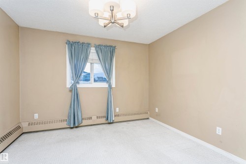 #302 5005 31 Av Nw, Edmonton, AB - Indoor Photo Showing Other Room