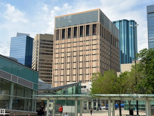 #401 10009 102 Av Nw, Edmonton, AB - Outdoor