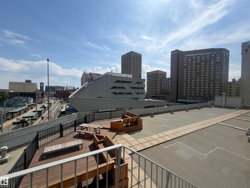 #401 10009 102 Av Nw, Edmonton, AB - Outdoor