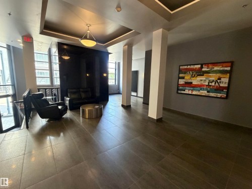 #401 10009 102 Av Nw, Edmonton, AB - Indoor