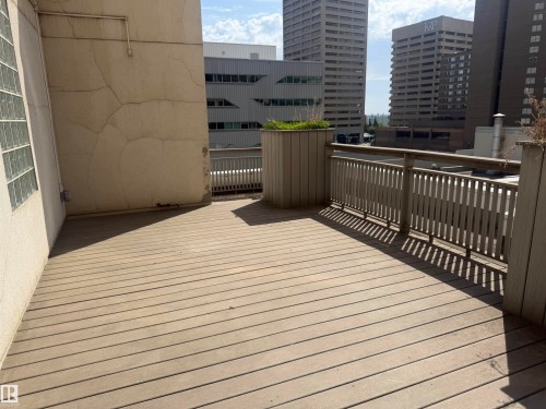 #401 10009 102 Av Nw, Edmonton, AB - Outdoor With Exterior