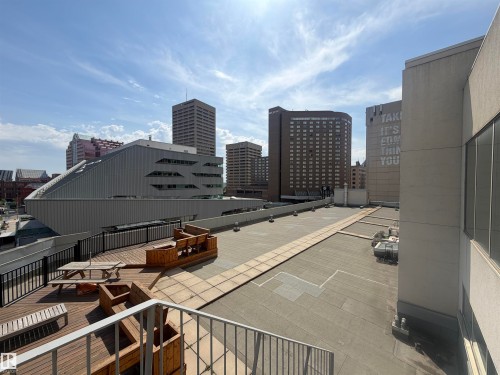 #401 10009 102 Av Nw, Edmonton, AB - Outdoor