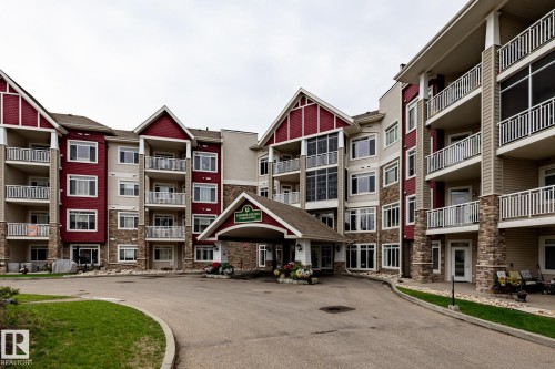 #133, 511 Queen St, Spruce Grove, AB - Outdoor With Facade