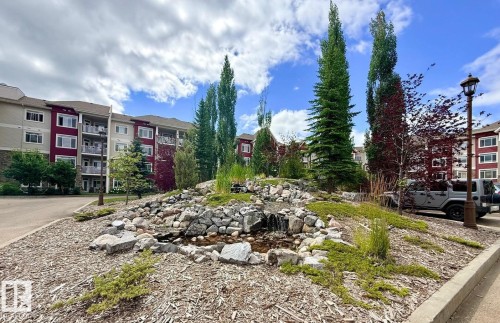 #133, 511 Queen St, Spruce Grove, AB - Outdoor