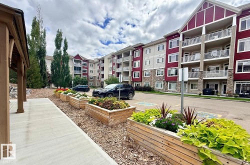 #133, 511 Queen St, Spruce Grove, AB - Outdoor With Facade