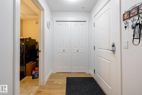 #133, 511 Queen St, Spruce Grove, AB - Indoor Photo Showing Other Room