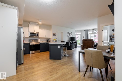 #133, 511 Queen St, Spruce Grove, AB - Indoor Photo Showing Other Room