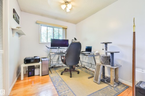 3824 111B Street Nw, Edmonton, AB - Indoor Photo Showing Office