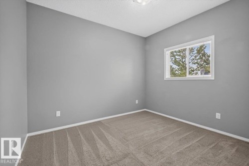 #25 6520 2 Av Sw, Edmonton, AB - Indoor Photo Showing Other Room