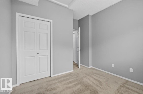 #25 6520 2 Av Sw, Edmonton, AB - Indoor Photo Showing Other Room
