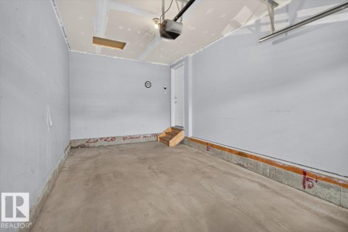 #25 6520 2 Av Sw, Edmonton, AB - Indoor