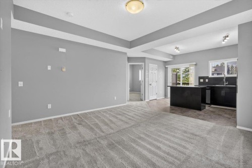 #25 6520 2 Av Sw, Edmonton, AB - Indoor Photo Showing Other Room