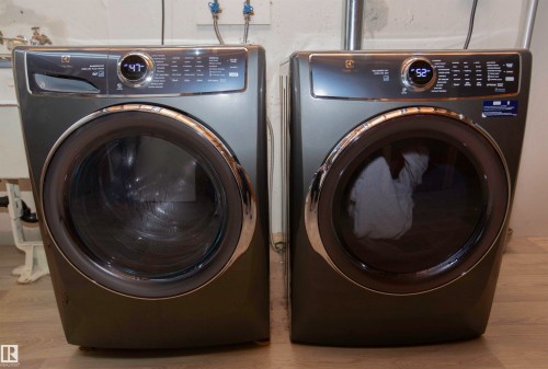 Additional content - 9107 58 Street Nw, Edmonton, AB - Indoor Photo Showing Laundry Room