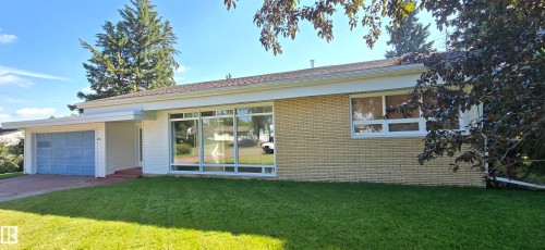 4317 50 Street   Vegreville, AB T9C 1B7