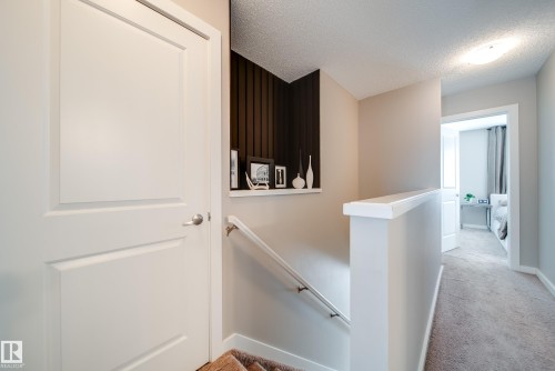 #1 2803 James Mowatt Tr Sw, Edmonton, AB - Indoor Photo Showing Other Room