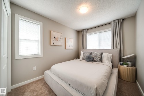 #1 2803 James Mowatt Tr Sw, Edmonton, AB - Indoor Photo Showing Bedroom