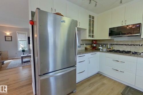 1639 Macfarlane Place, Rural Opportunity M.D., AB - Indoor Photo Showing Kitchen