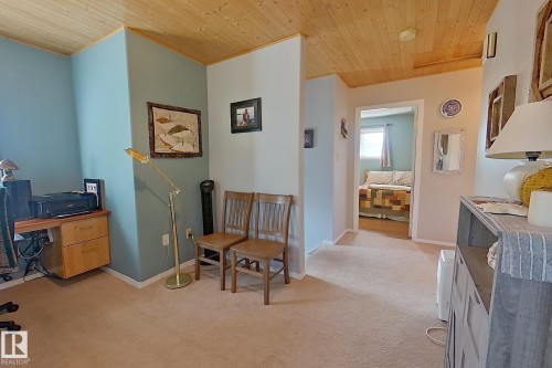 1639 Macfarlane Place, Rural Opportunity M.D., AB - Indoor Photo Showing Office