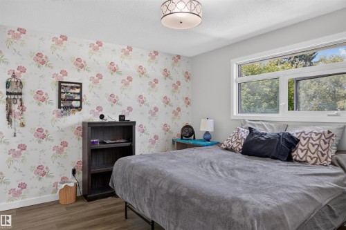 4124 110 Street Nw, Edmonton, AB - Indoor Photo Showing Bedroom