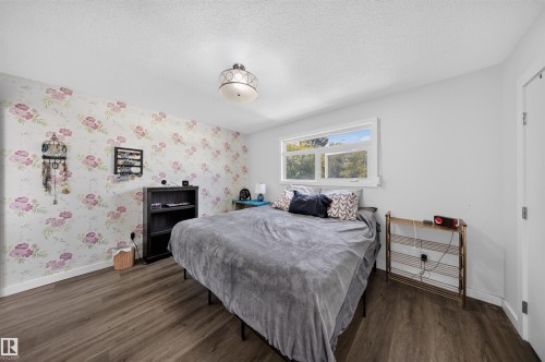 4124 110 Street Nw, Edmonton, AB - Indoor Photo Showing Bedroom
