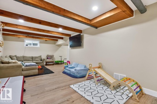 6807 101A Avenue Nw, Edmonton, AB - Indoor Photo Showing Basement