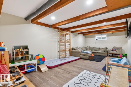 6807 101A Avenue Nw, Edmonton, AB - Indoor Photo Showing Other Room