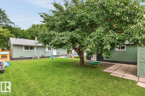 6807 101A Avenue Nw, Edmonton, AB - Outdoor