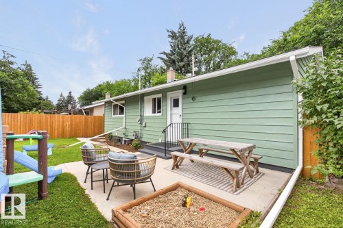 6807 101A Avenue Nw, Edmonton, AB - Outdoor With Exterior