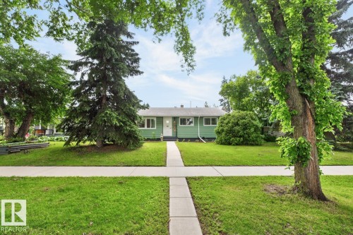 6807 101A Avenue Nw, Edmonton, AB - Outdoor