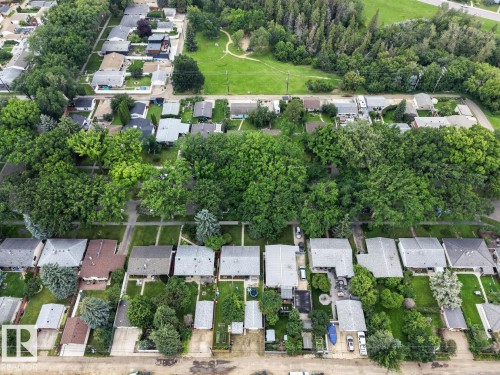 6807 101A Avenue Nw, Edmonton, AB - Outdoor