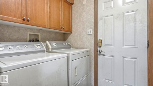 44 Keyhole Crescent Northwest, Edmonton, AB - Indoor Photo Showing Laundry Room