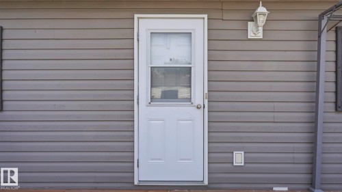 44 Keyhole Crescent Northwest, Edmonton, AB - Outdoor With Exterior
