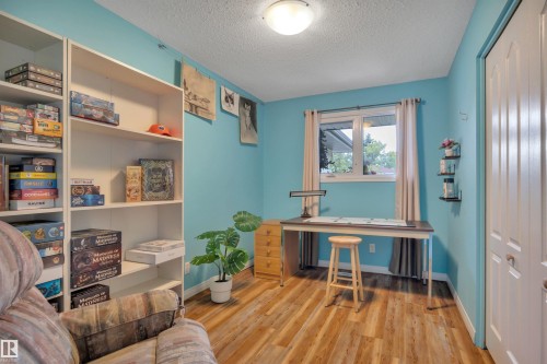 7416 33 Avenue Nw, Edmonton, AB - Indoor