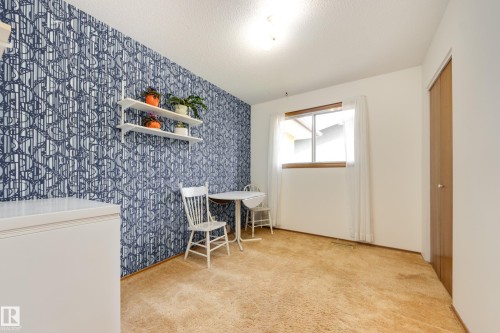7 Strathcona Place, Sherwood Park, AB - Indoor Photo Showing Other Room