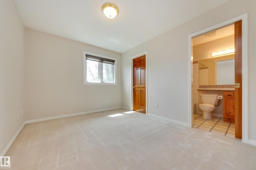 11503 15 Avenue Nw, Edmonton, AB - Indoor
