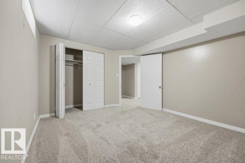 7119 136 Avenue Nw, Edmonton, AB - Indoor Photo Showing Other Room