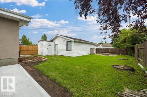 7119 136 Avenue Nw, Edmonton, AB - Outdoor