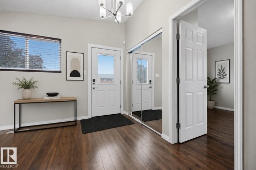 7119 136 Avenue Nw, Edmonton, AB - Indoor Photo Showing Other Room