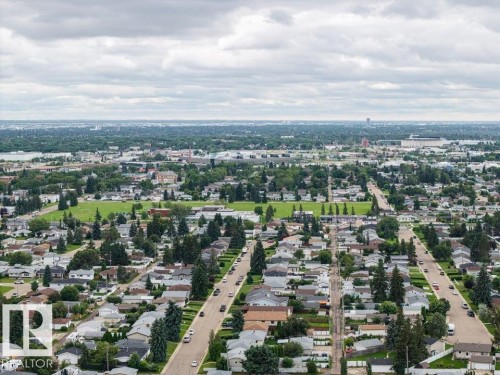 7119 136 Avenue Nw, Edmonton, AB - Outdoor With View