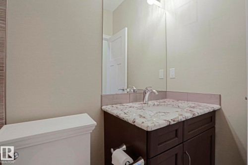 #16 8132 217 St Nw, Edmonton, AB - Indoor Photo Showing Bathroom