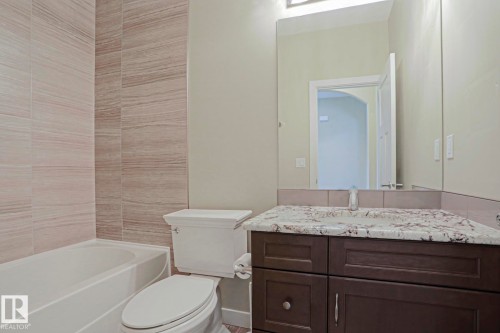 #16 8132 217 St Nw, Edmonton, AB - Indoor Photo Showing Bathroom