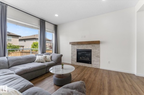 6116 175 Avenue Nw, Edmonton, AB - Indoor Photo Showing Living Room With Fireplace