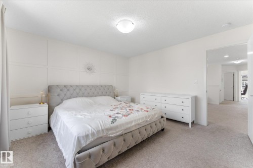 6116 175 Avenue Nw, Edmonton, AB - Indoor Photo Showing Bedroom