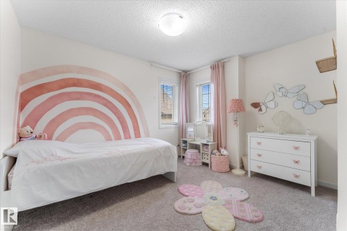 6116 175 Avenue Nw, Edmonton, AB - Indoor Photo Showing Bedroom
